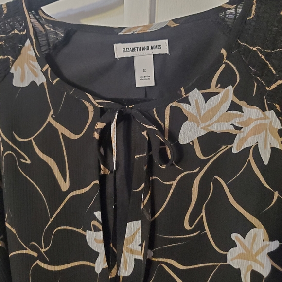 ELIZABETH & JAMES DRESS - SMALL - Picture 11 of 12